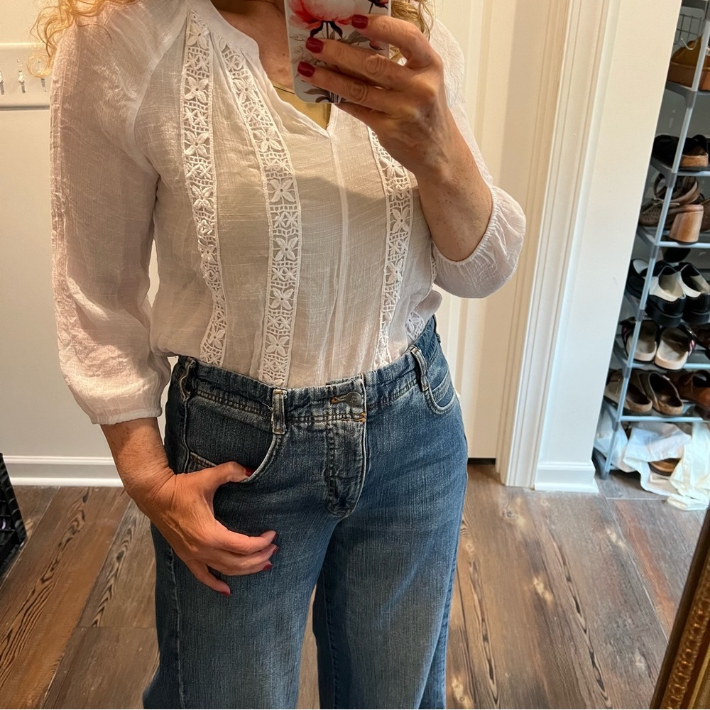 White counterparts three-quarter sleeve gauze style blouse size small - Picture 9 of 10